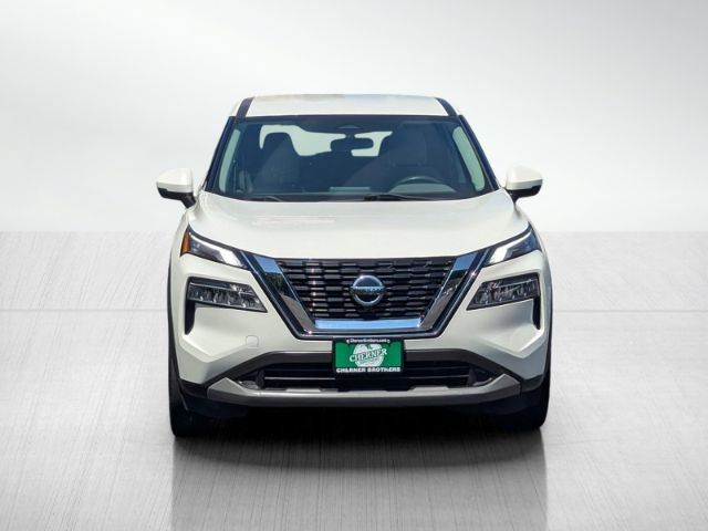 Used 2021 Nissan Rogue SV AWD/4WD image 2