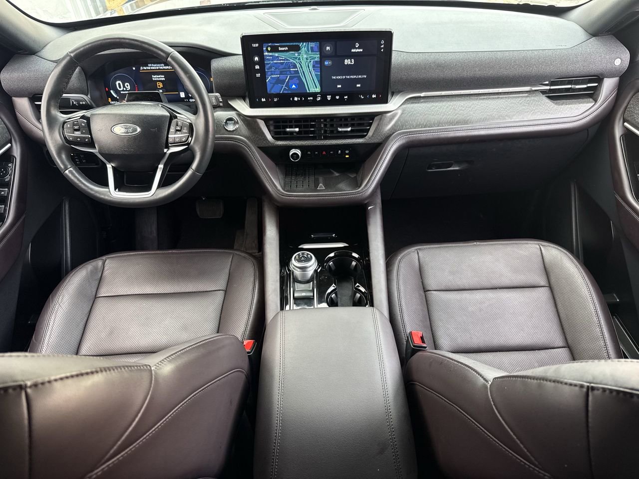 Used 2025 Ford Explorer Platinum w/ LUX Leather Package image 10