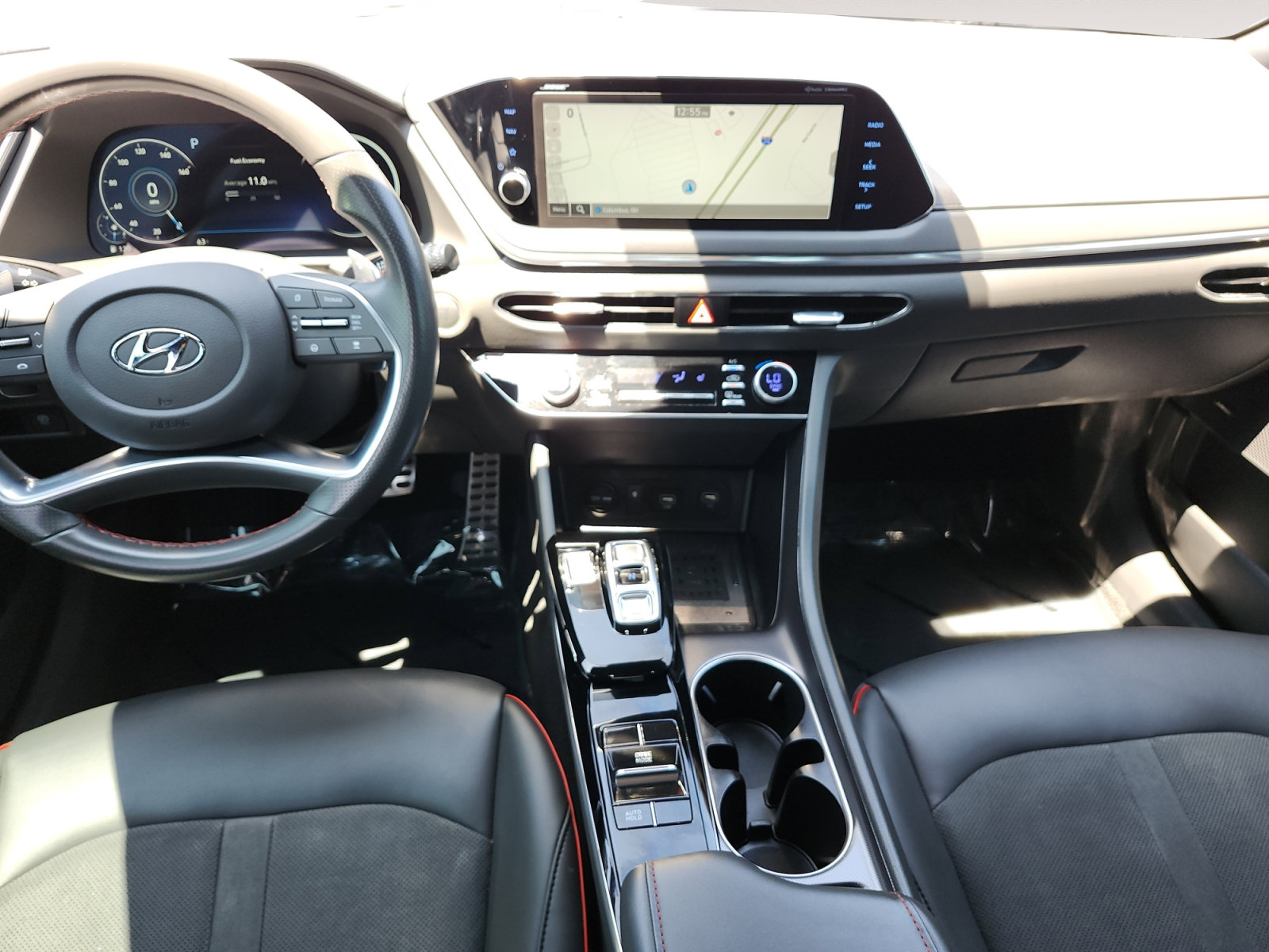 Used 2022 Hyundai Sonata SEL Plus w/ Preferred Accessory Package FWD image 11