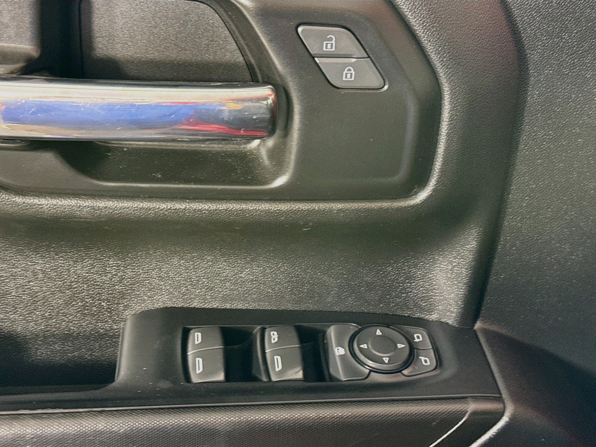 Used 2022 Chevrolet Silverado 1500 Custom Trail Boss w/ Safety Confidence Package AWD/4WD image 22