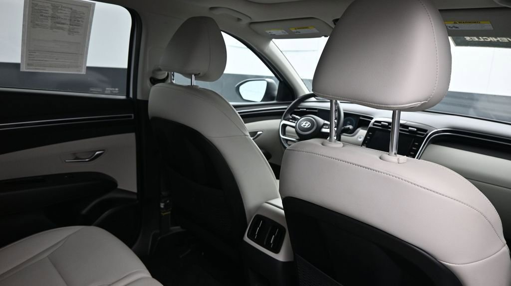 Used 2023 Hyundai Tucson SEL w/ Convenience Package FWD image 15