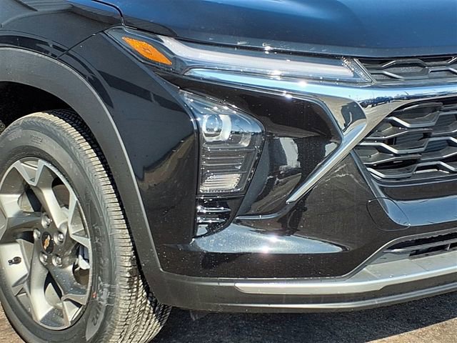 New 2026 Chevrolet Trax LT FWD image 22