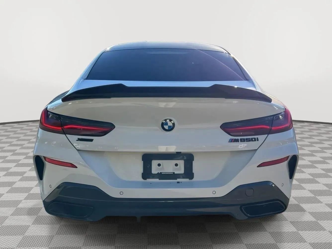 Used 2022 BMW M850i Gran Coupe xDrive image 4