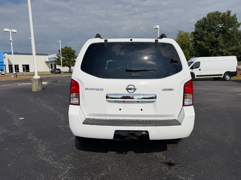 Used 2011 Nissan Pathfinder Silver w/ Protection Pkg AWD/4WD image 6