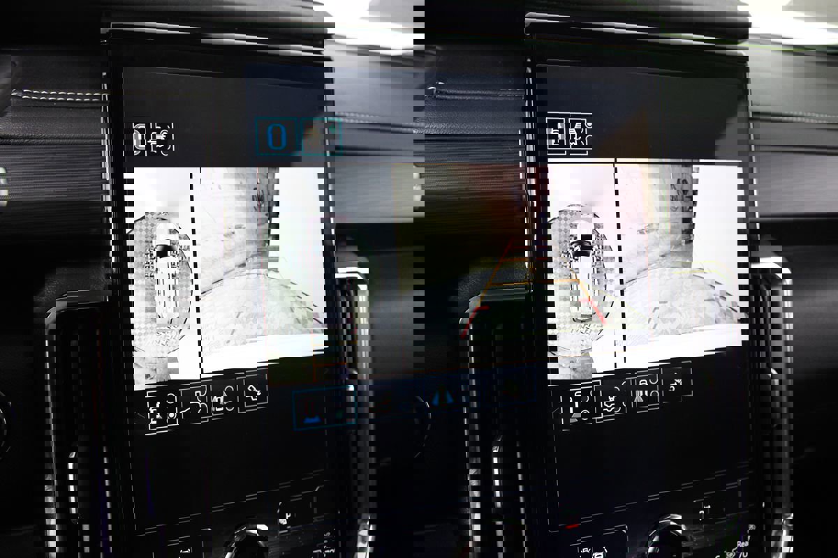 Used 2025 GMC Acadia Elevation image 23