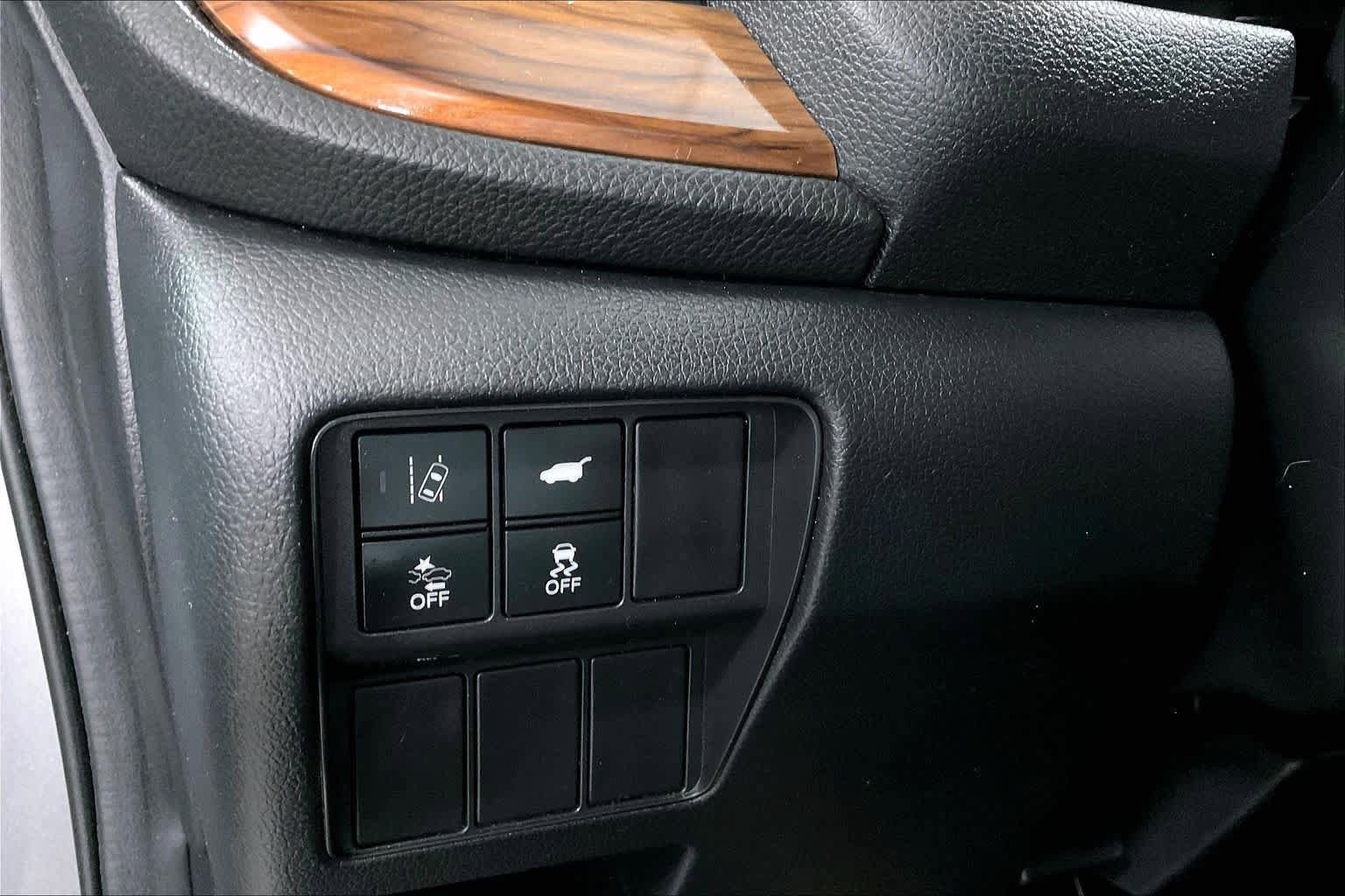 Used 2017 Honda CR-V Touring image 36