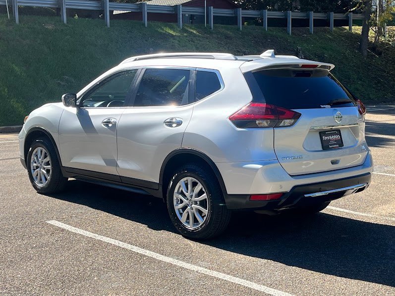 Used 2020 Nissan Rogue SV image 22