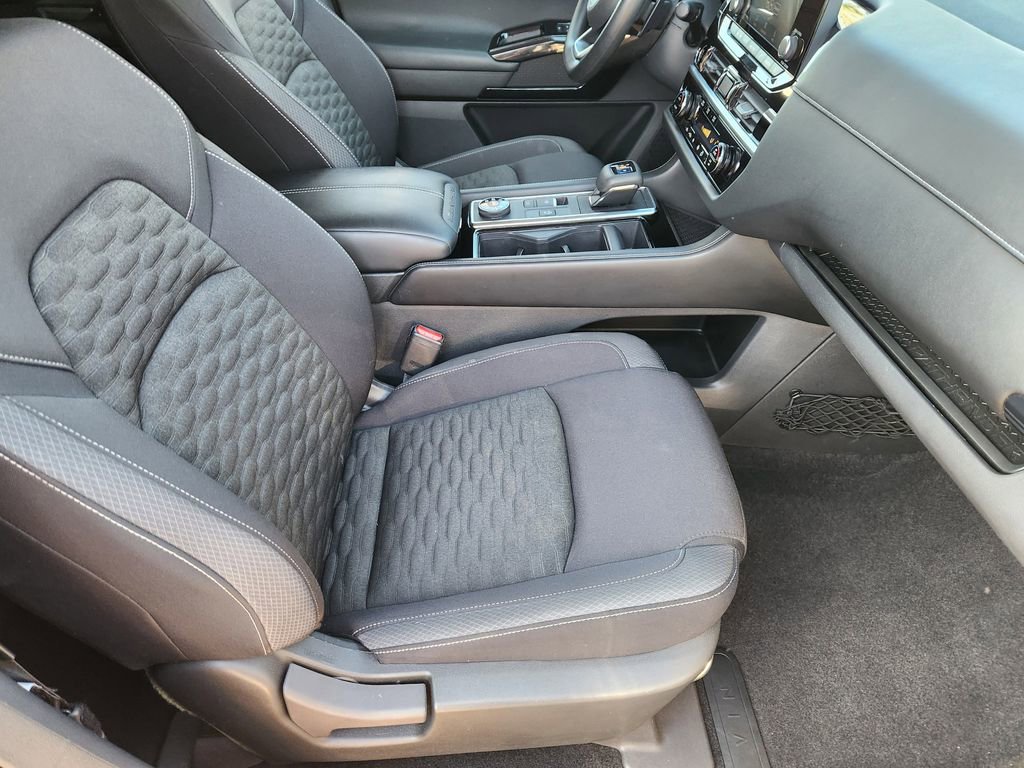 Used 2022 Nissan Pathfinder S w/ Cargo Package image 13