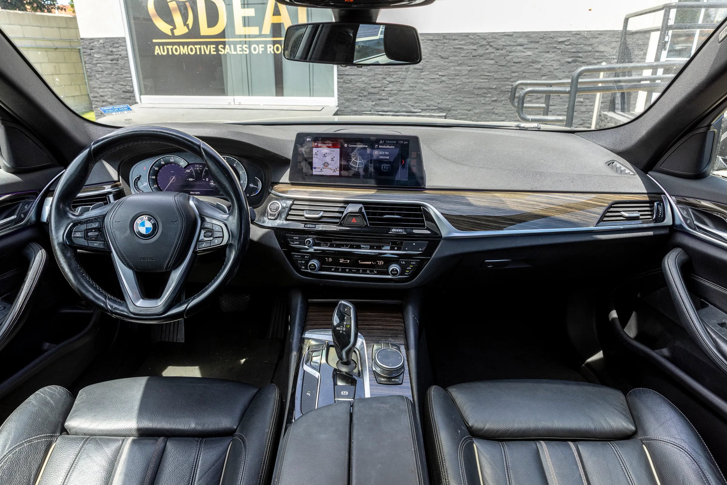 Used 2018 BMW 540i RWD image 28