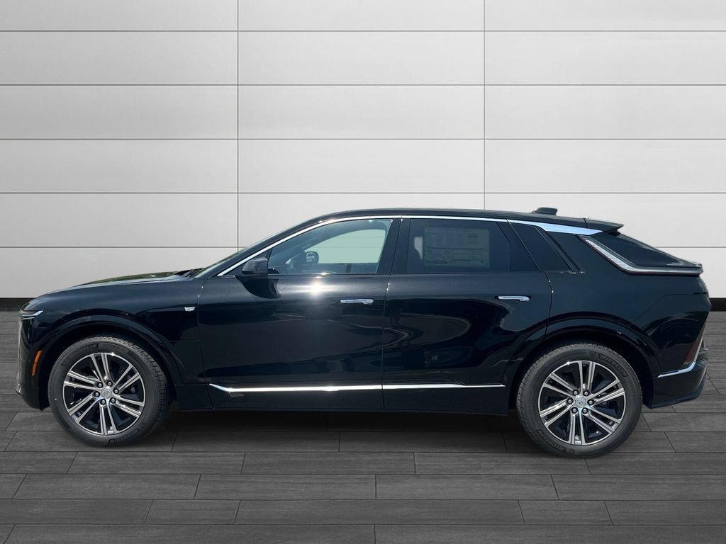 New 2027 Cadillac Lyriq Premium Luxury AWD/4WD image 2