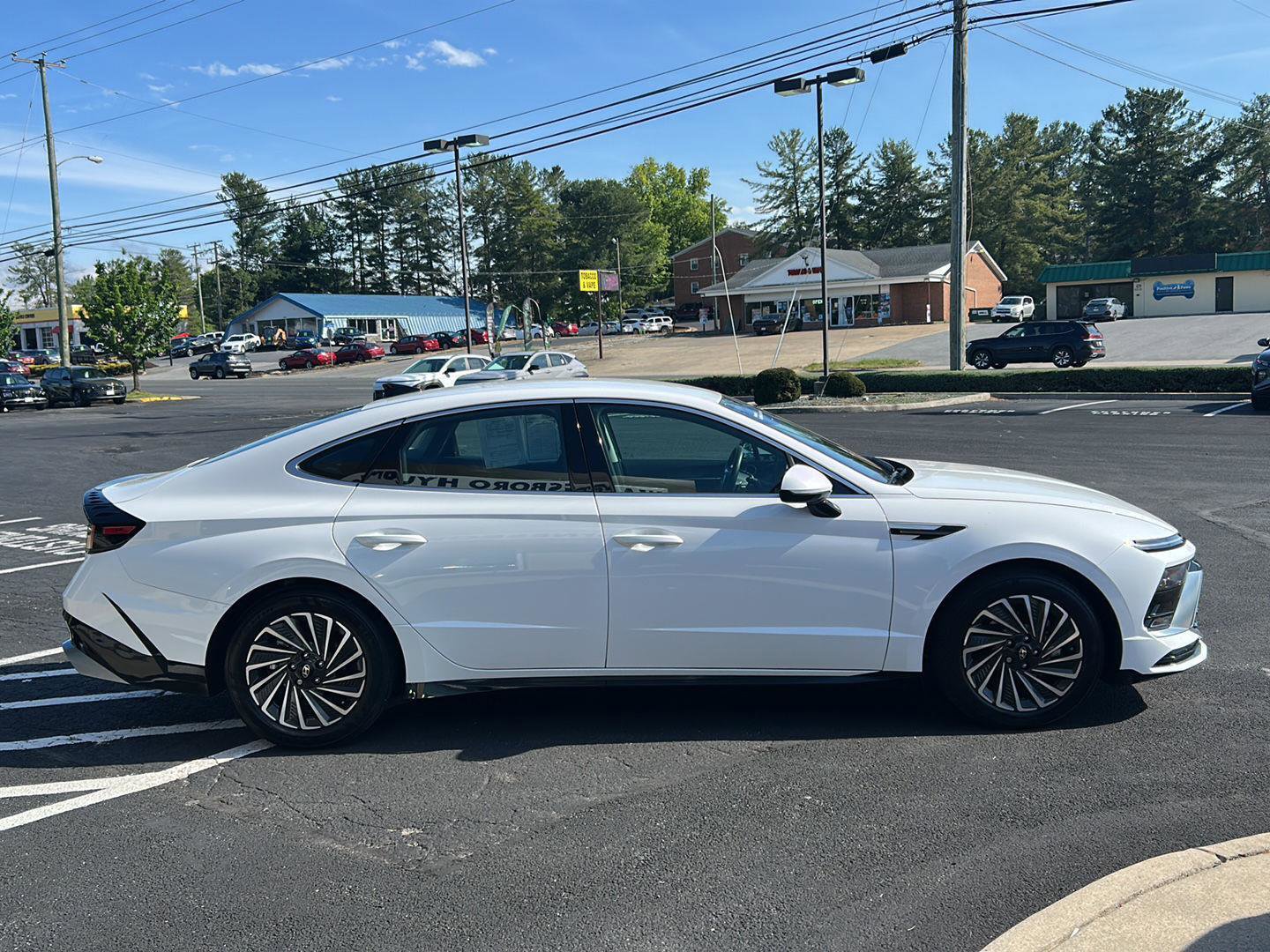 Certified 2025 Hyundai Sonata SEL FWD image 9