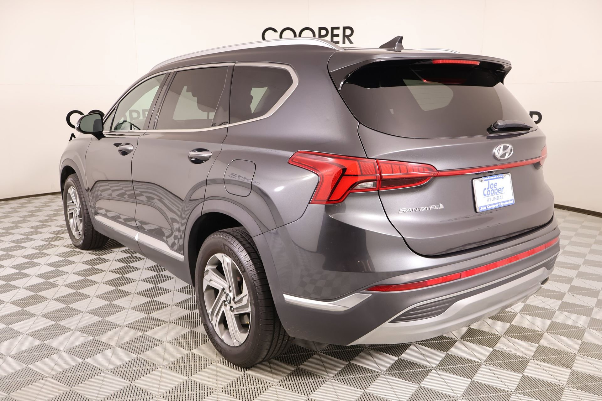 Used 2021 Hyundai Santa Fe SEL w/ Convenience Package image 22