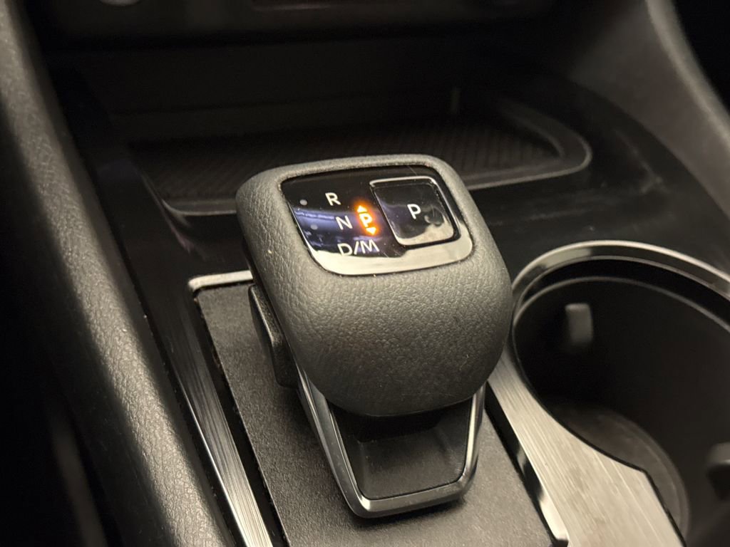 Used 2022 Nissan Rogue SV image 26