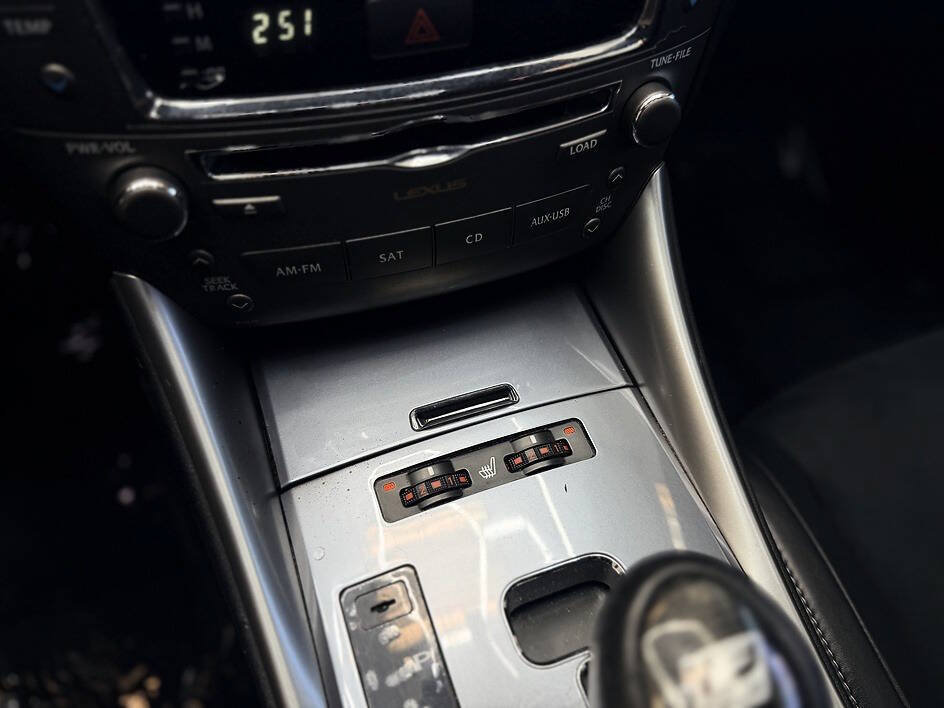 Used 2012 Lexus IS 250 w/ F-Sport Pkg w/Summer Tires RWD image 13