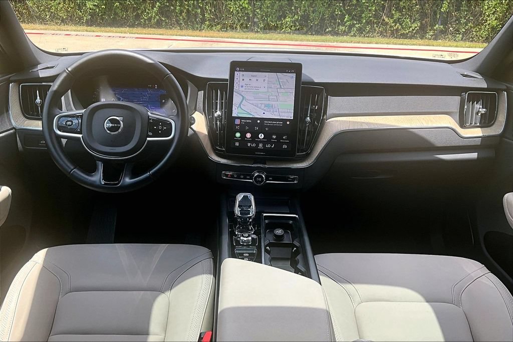 Certified 2026 Volvo XC60 B5 Plus AWD/4WD image 20