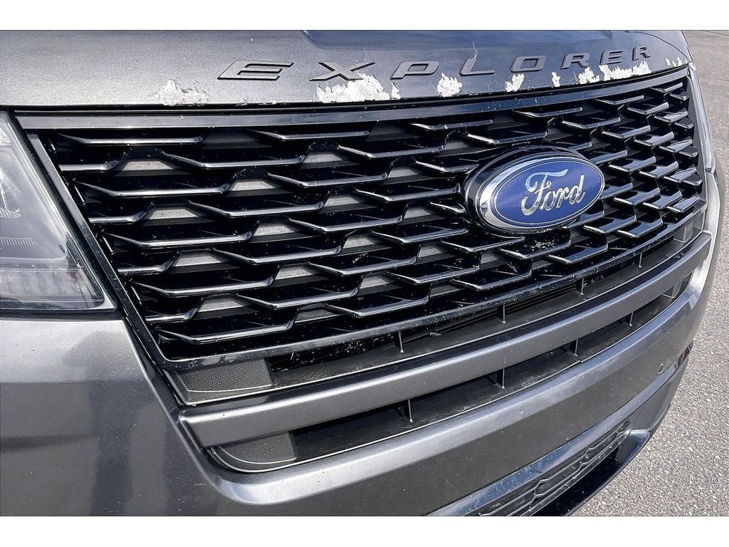Used 2018 Ford Explorer Sport AWD/4WD image 32