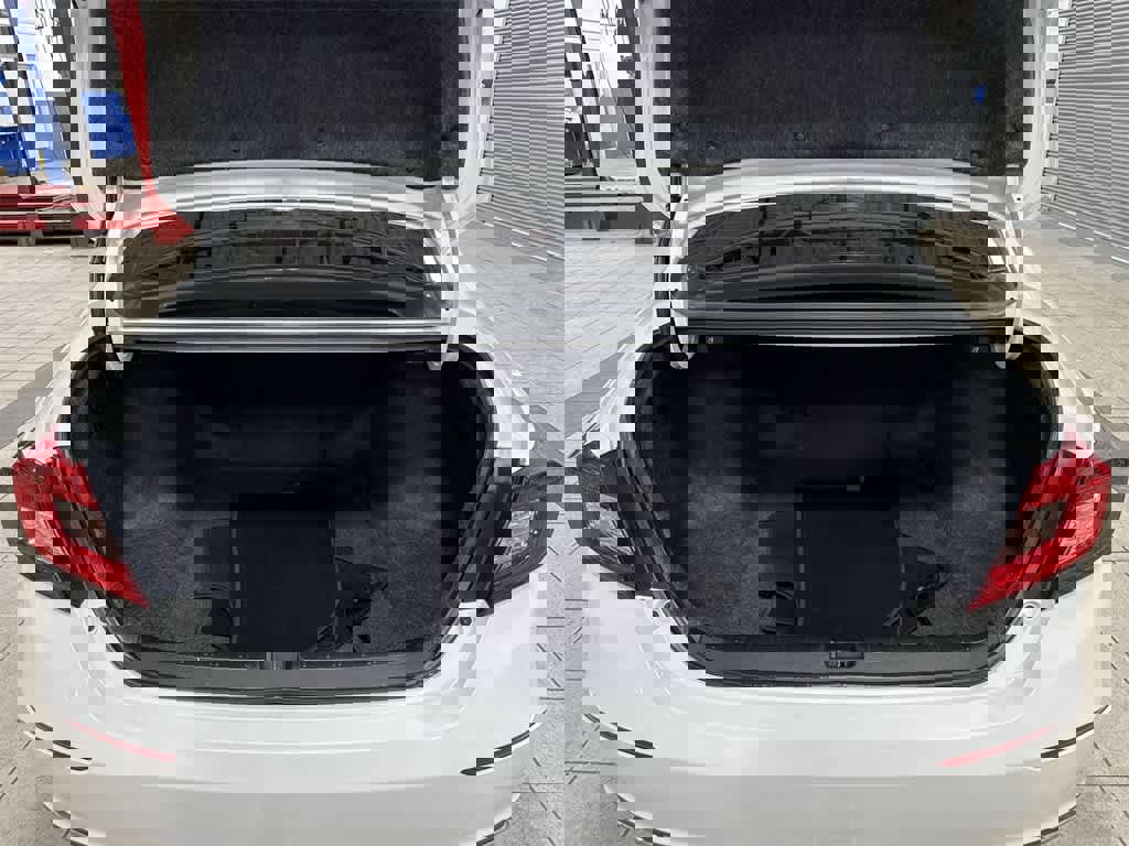 Used 2022 Honda Accord Sport image 11