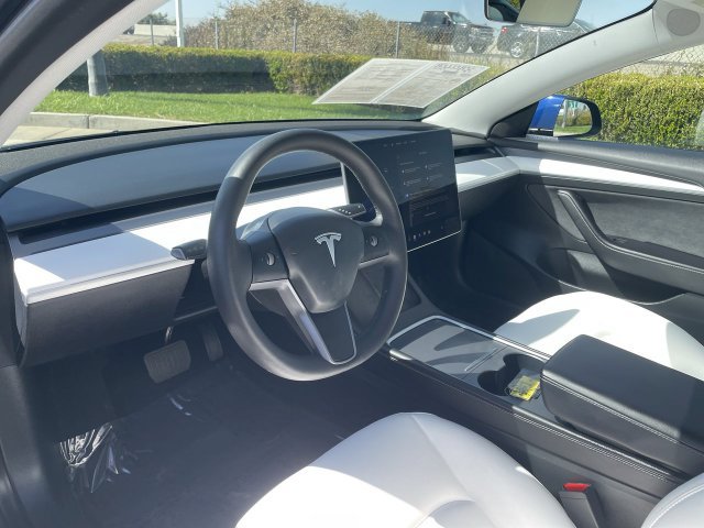 Used 2023 Tesla Model 3 Standard Range RWD image 10