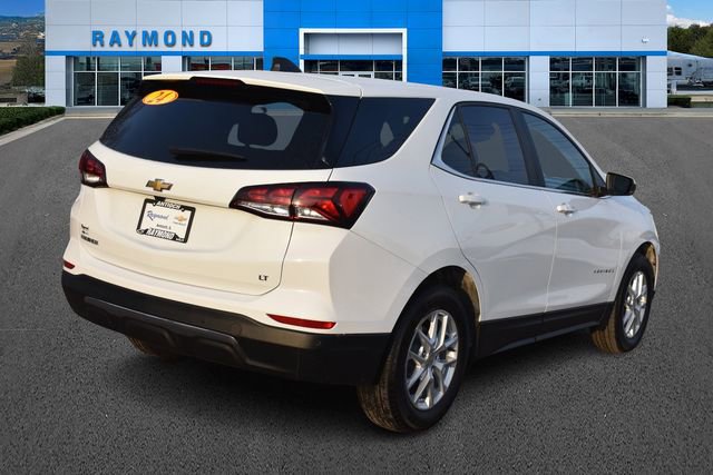 Used 2024 Chevrolet Equinox LT w/ LPO, Floor Liner Package image 3