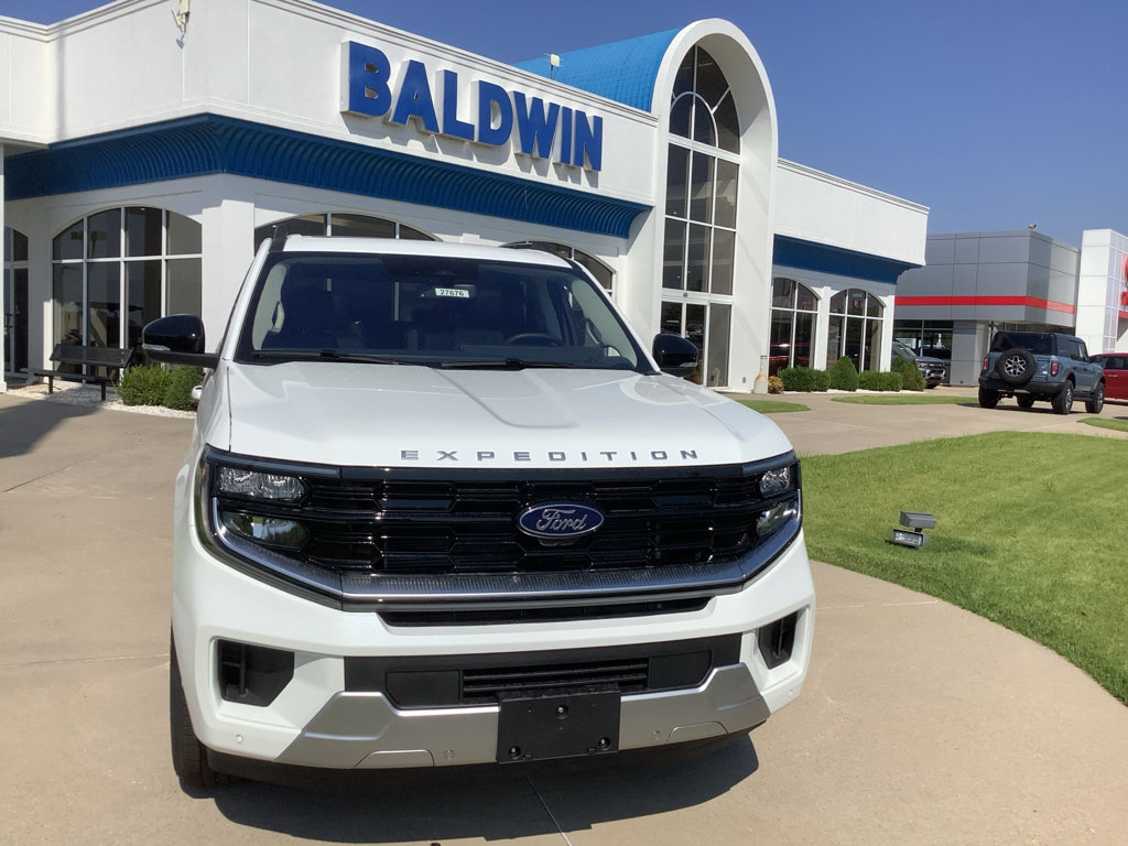 New 2025 Ford Expedition Platinum image 2