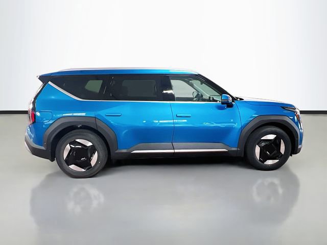 New 2026 Kia EV9 Wind image 8