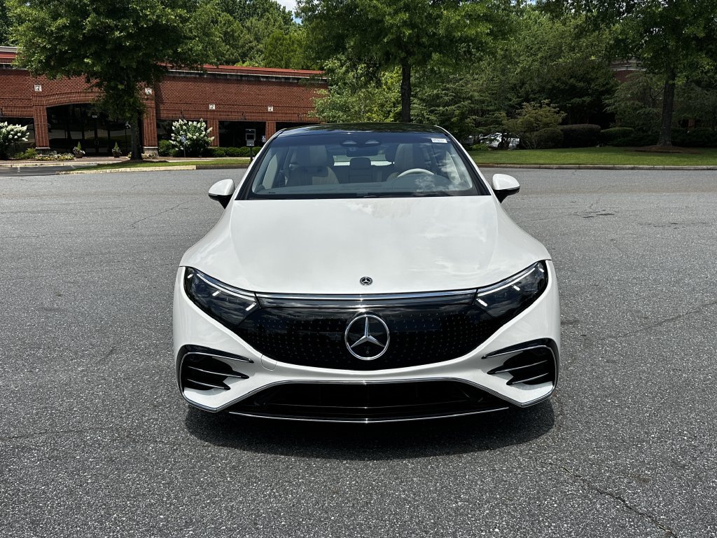 Certified 2023 Mercedes-Benz EQS 580 4MATIC Sedan image 3