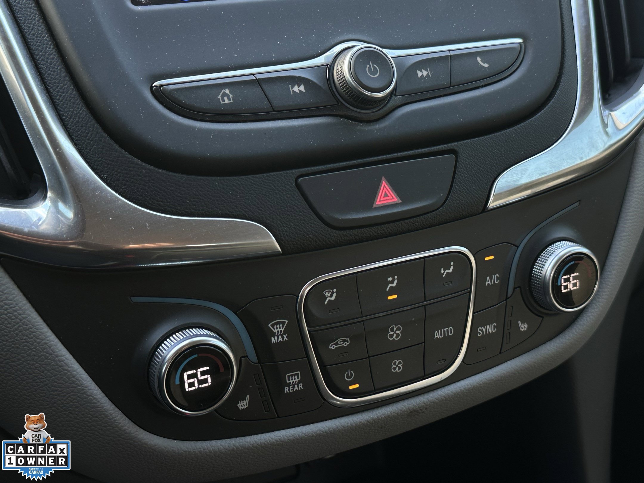 Used 2021 Chevrolet Equinox LT FWD image 10