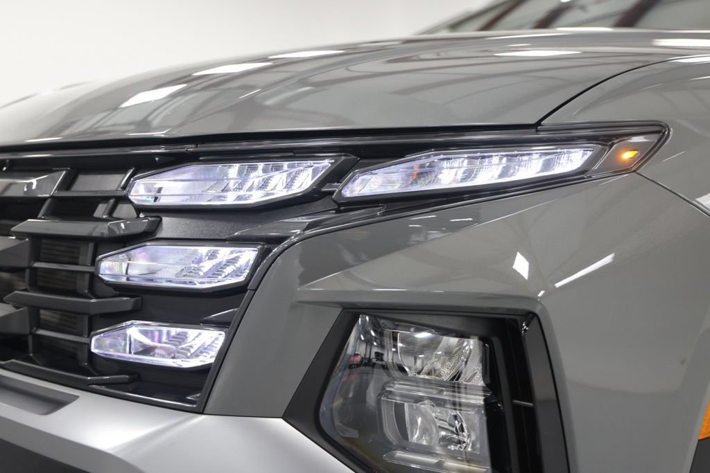 Certified 2025 Hyundai Tucson SEL AWD/4WD image 12