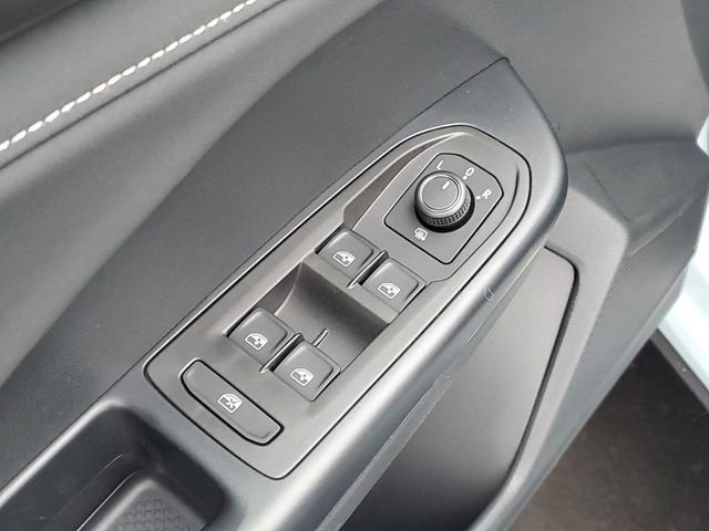 New 2026 Volkswagen Taos SE image 10