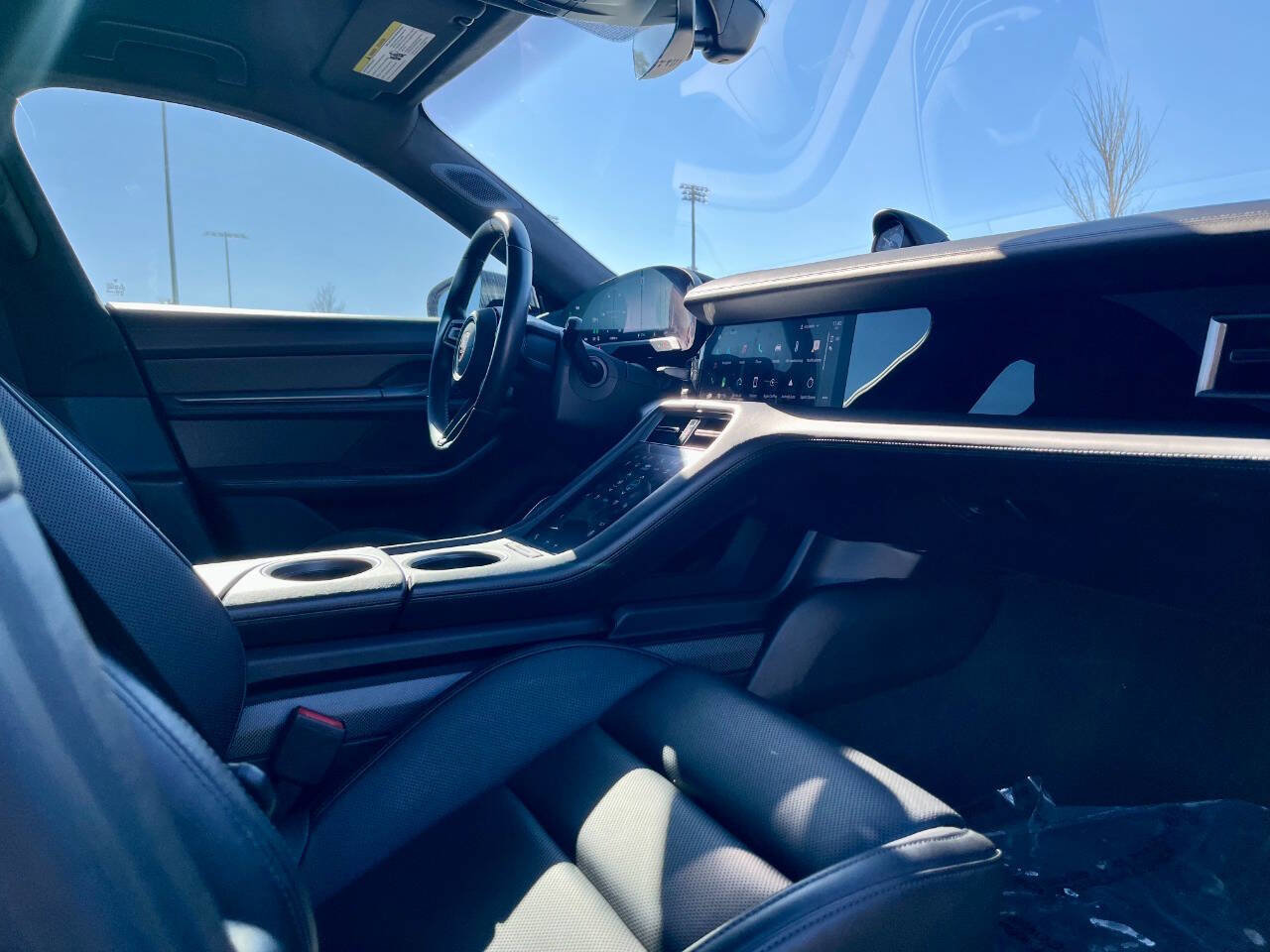 Used 2020 Porsche Taycan Turbo S image 12