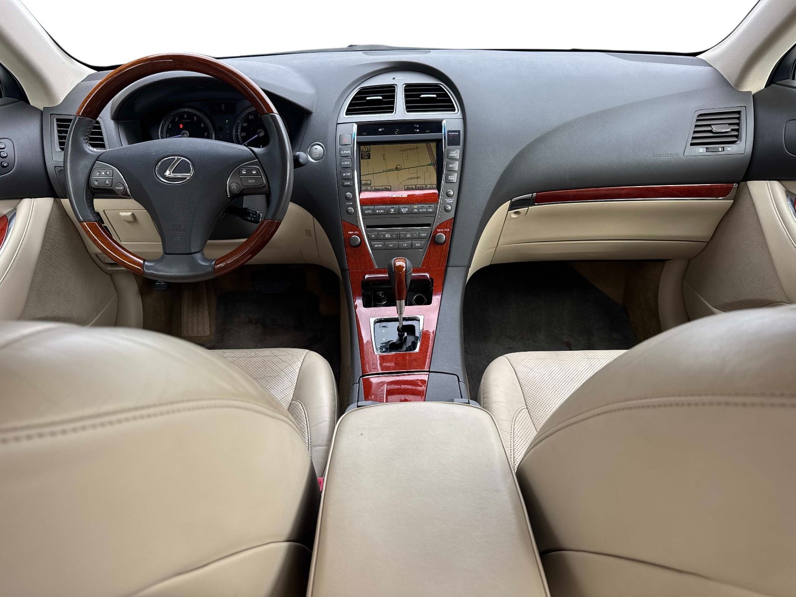 Used 2010 Lexus ES 350 w/ Preferred Accessory Package FWD image 14
