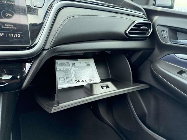 Certified 2022 Chevrolet Bolt EUV LT w/ Convenience Package image 31