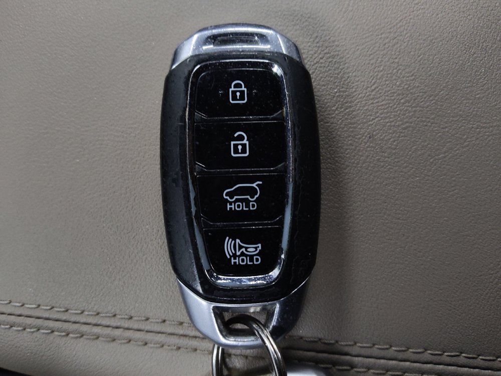 Used 2019 Hyundai Santa Fe SEL w/ Cargo Package FWD image 32