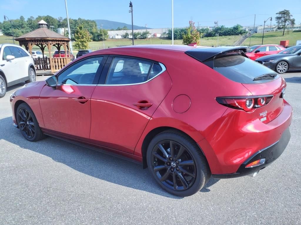 New 2024 MAZDA MAZDA3 Hatchback w/Premium Plus Pkg image 6