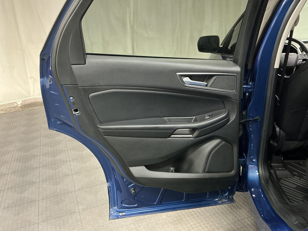 Used 2022 Ford Edge SE AWD/4WD image 24