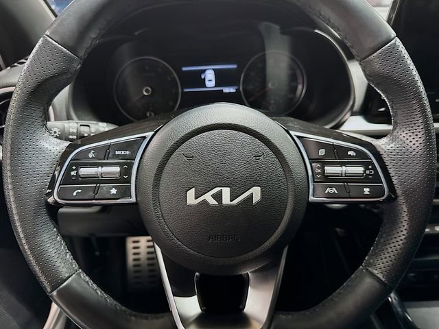 Used 2023 Kia Forte GT-Line w/ GT-Line Premium Package image 18