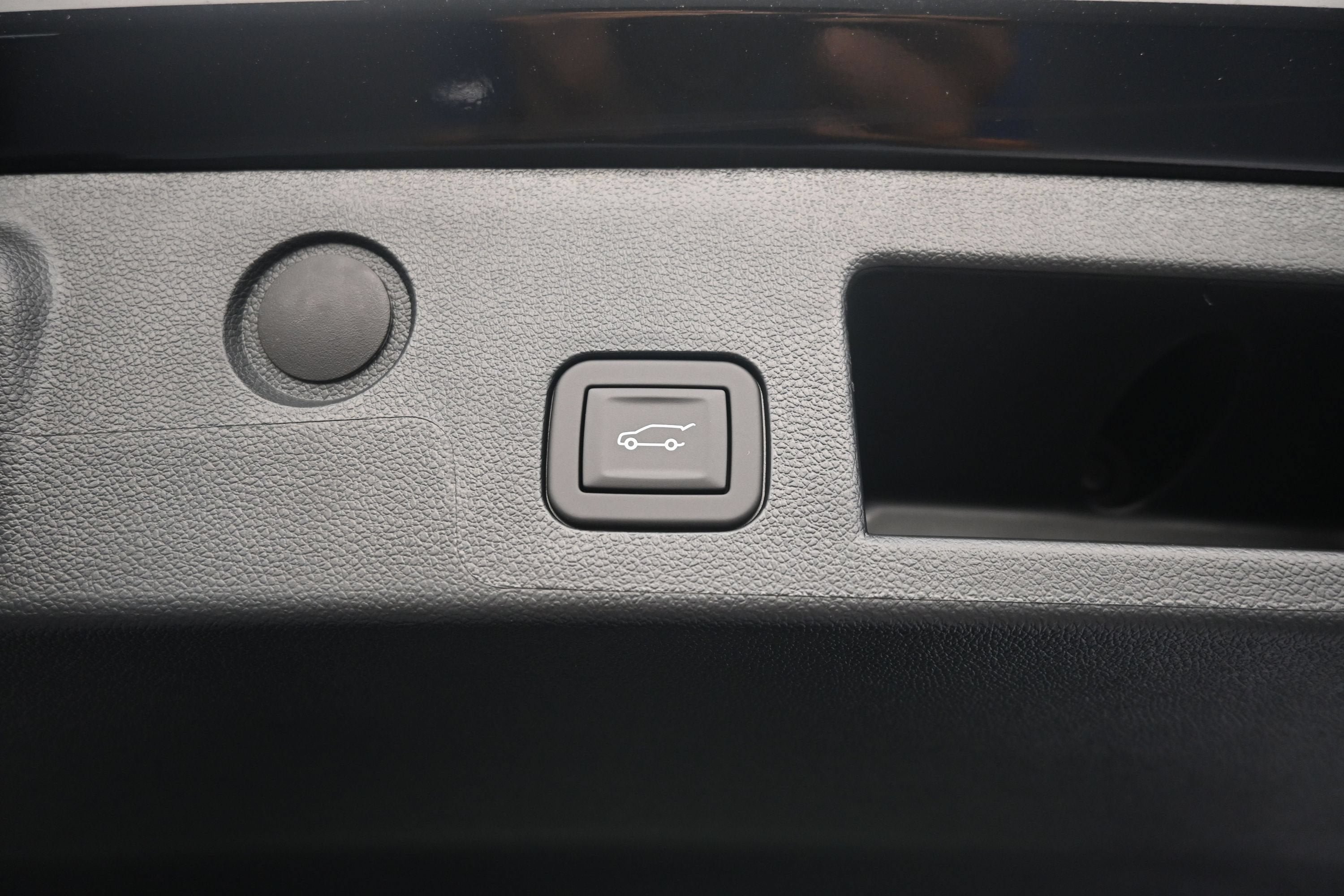 New 2027 Chevrolet Equinox LT w/ Convenience Package II FWD image 33