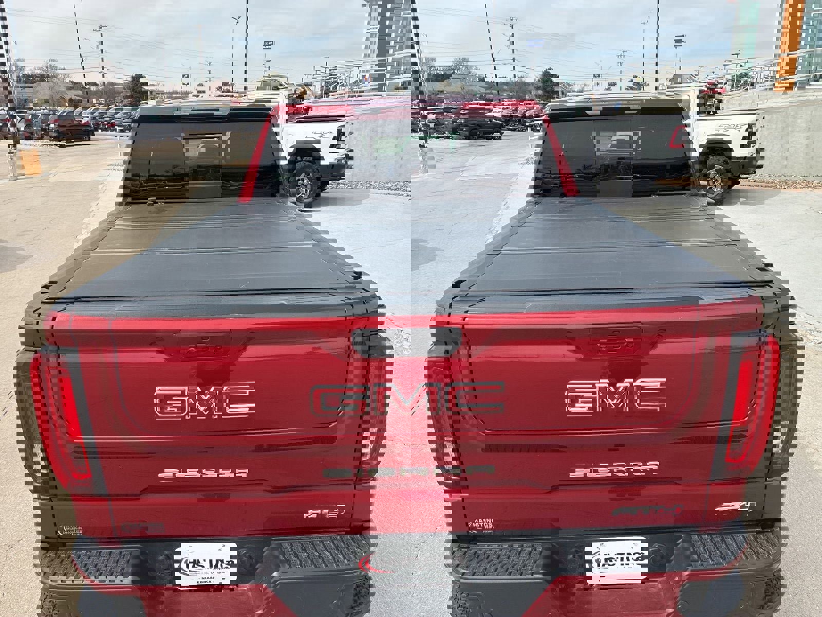 Used 2021 GMC Sierra 1500 AT4 w/ AT4 Premium Package image 6