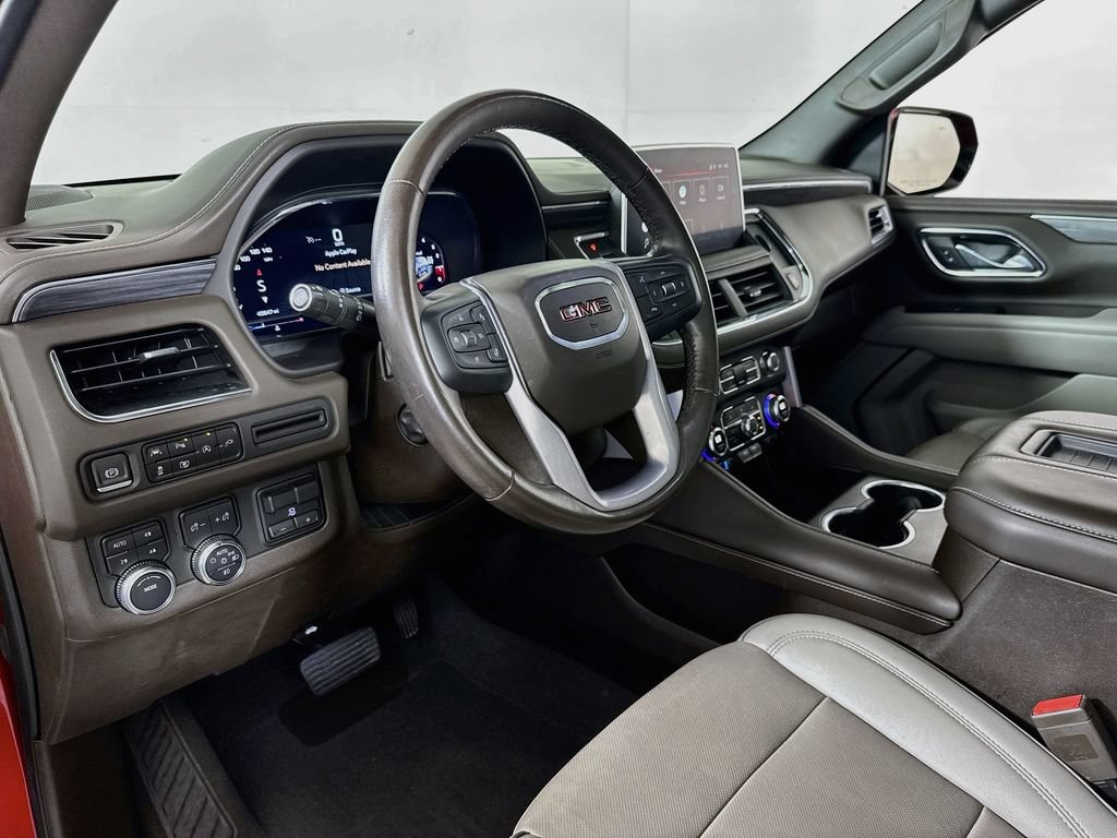 Used 2022 GMC Yukon XL SLT w/ SLT Luxury Package AWD/4WD image 9