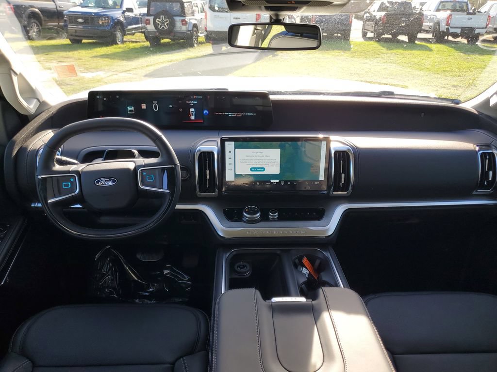 New 2025 Ford Expedition Max Platinum w/ Driver's Package AWD/4WD image 23