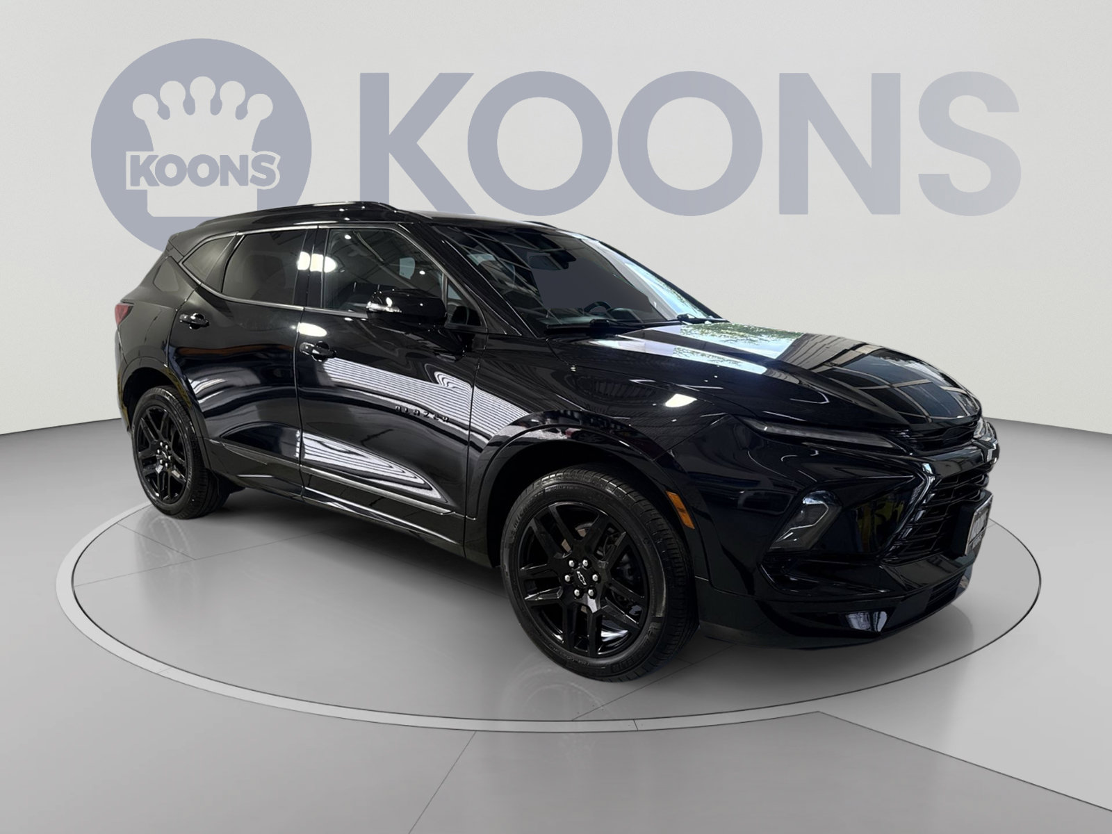 Used 2024 Chevrolet Blazer RS FWD image 2