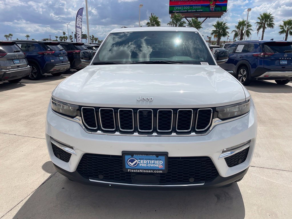Used 2025 Jeep Grand Cherokee Limited w/ Luxury Tech Group II RWD image 2