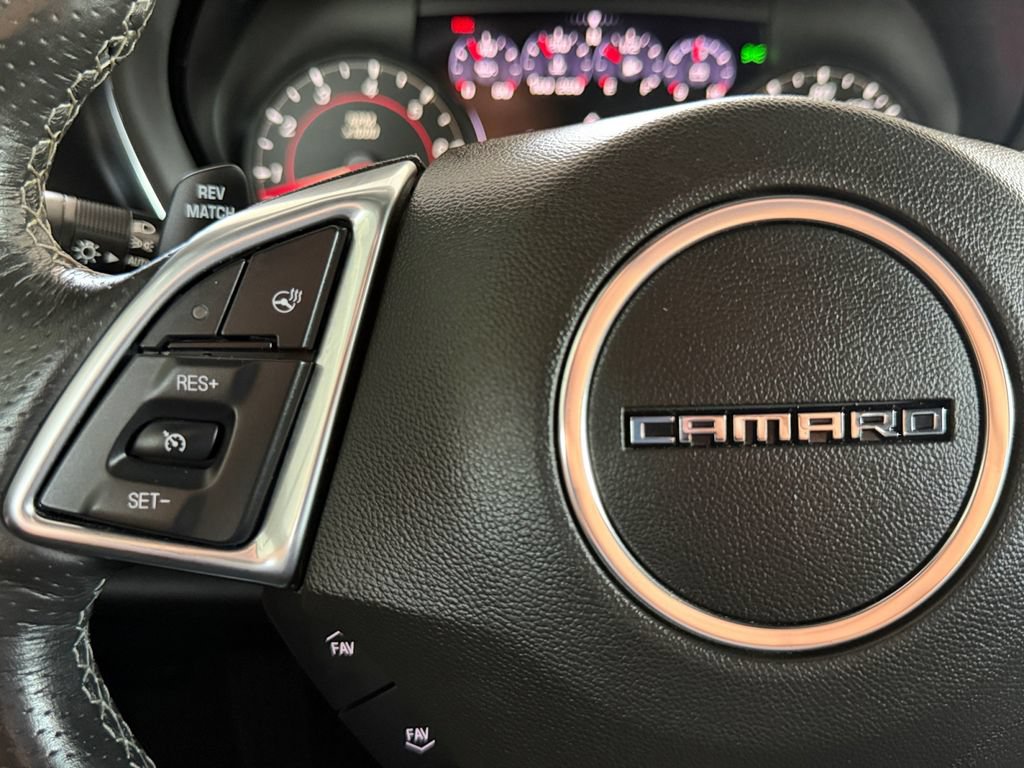 Used 2020 Chevrolet Camaro SS RWD image 41