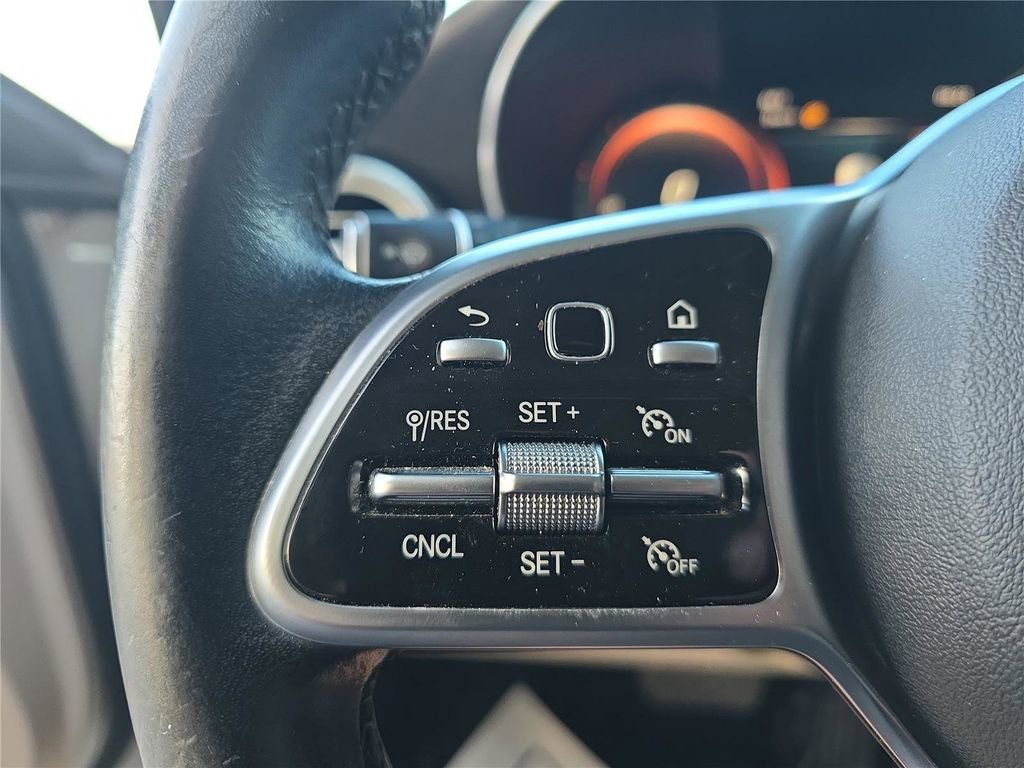 Used 2021 Mercedes-Benz C 300 Sedan image 22