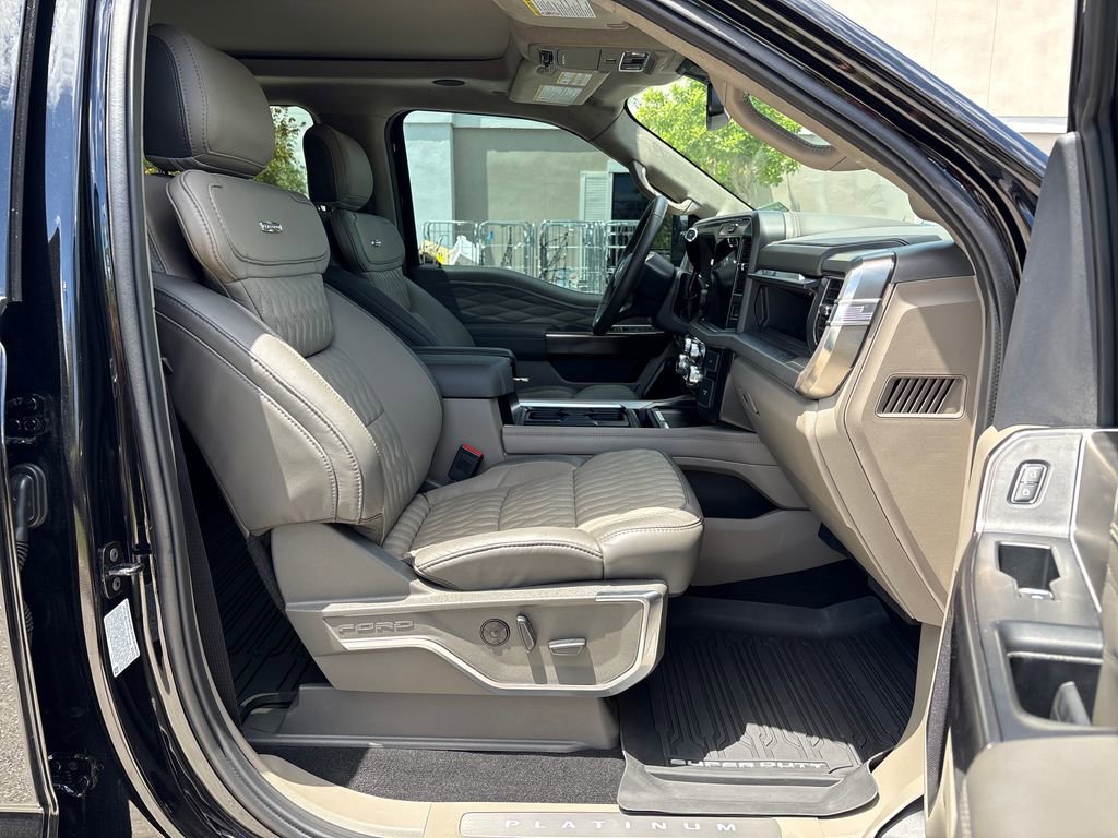 Certified 2026 Ford F350 Platinum w/ Platinum Plus Package image 7