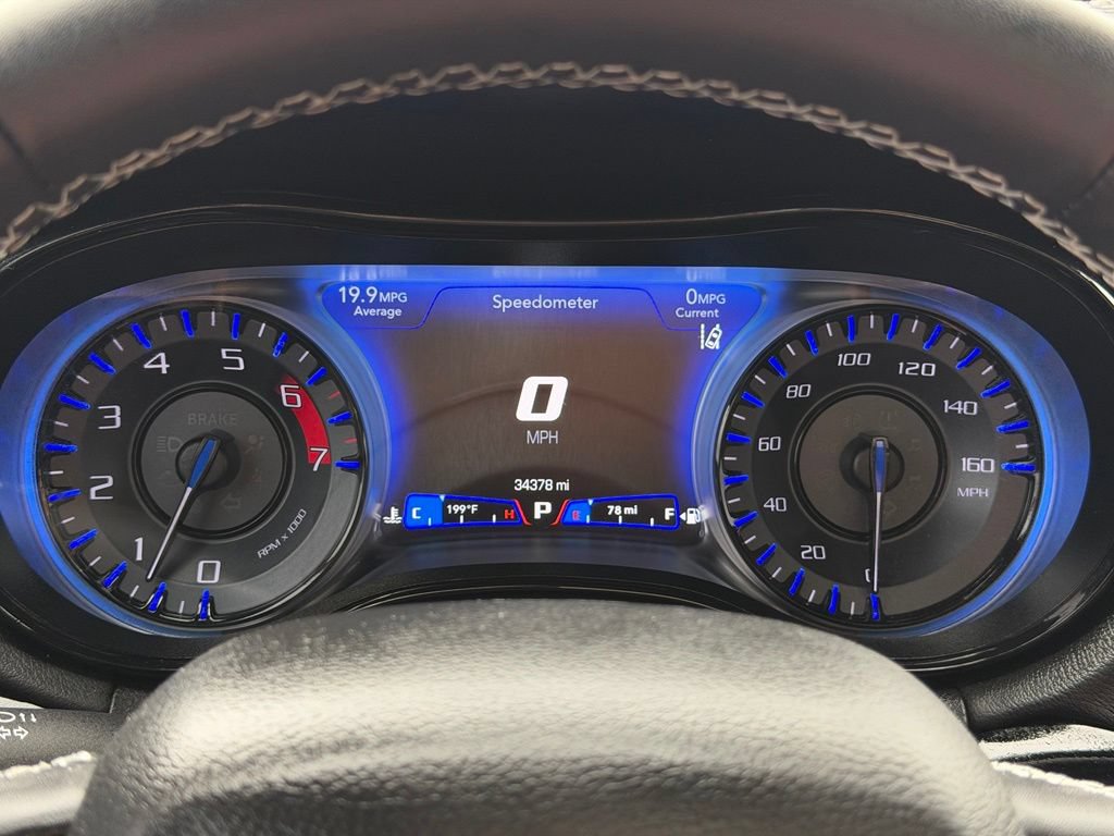 Used 2023 Chrysler 300 C RWD image 9