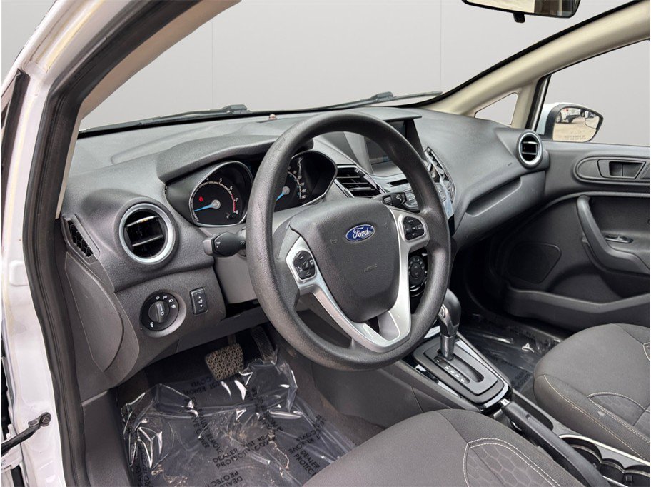 Used 2018 Ford Fiesta SE w/ Equipment Group 201A FWD image 6
