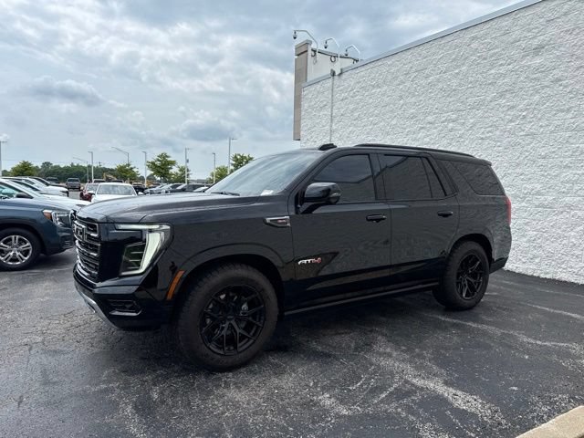 Used 2026 GMC Yukon AT4 w/ AT4 Premium Plus Package AWD/4WD image 3