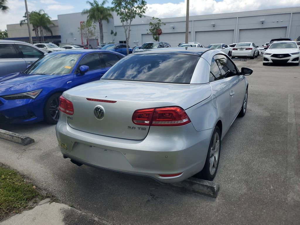 Used 2012 Volkswagen Eos FWD image 8