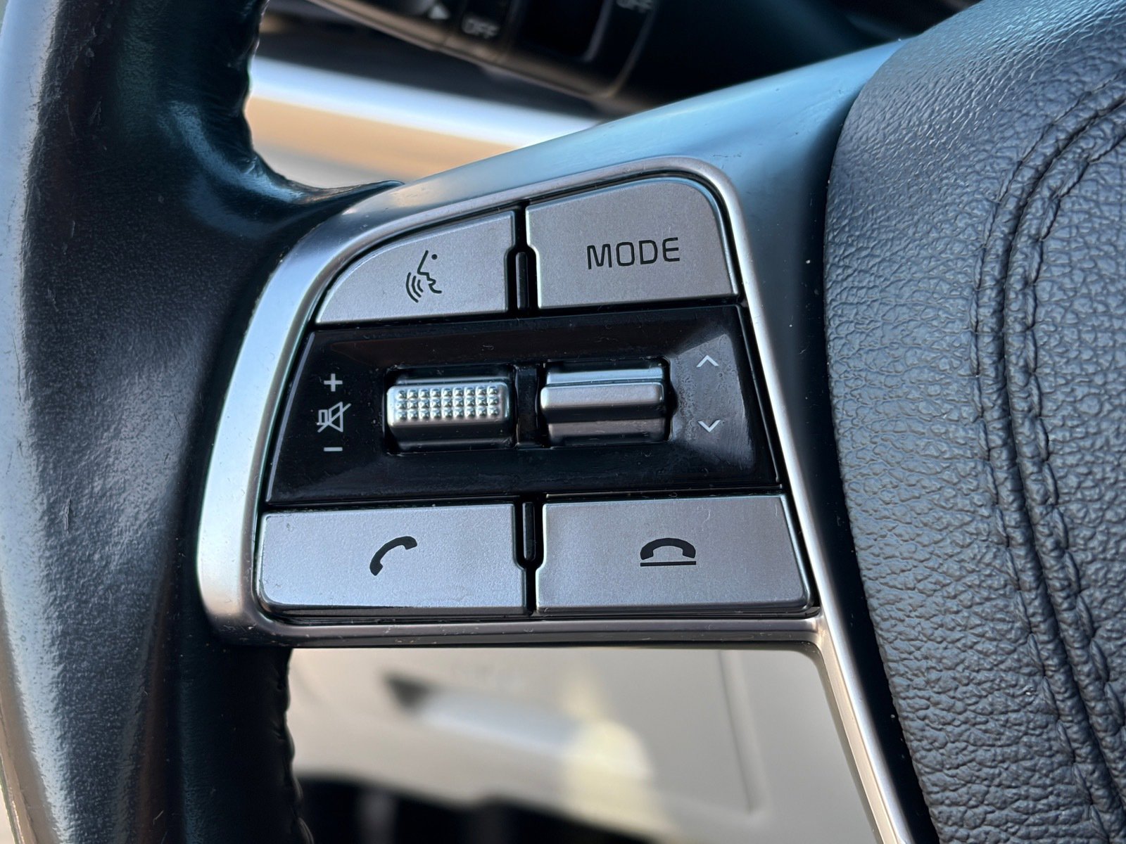 Certified 2022 Kia Telluride SX image 21